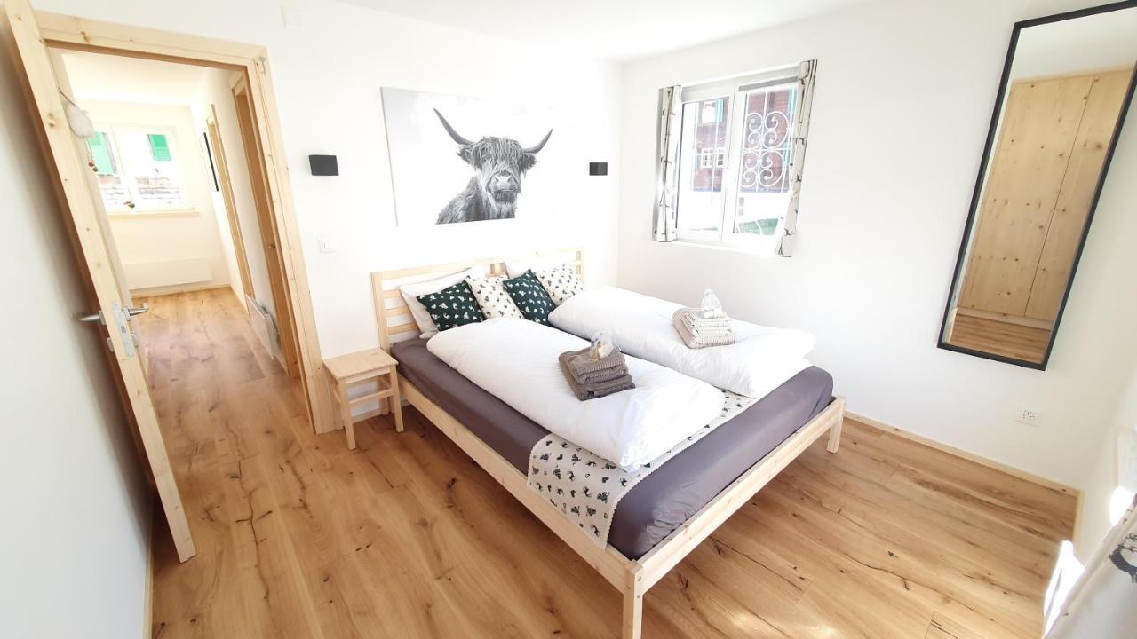 Yeti Lodge Sedrun Kültér fotó