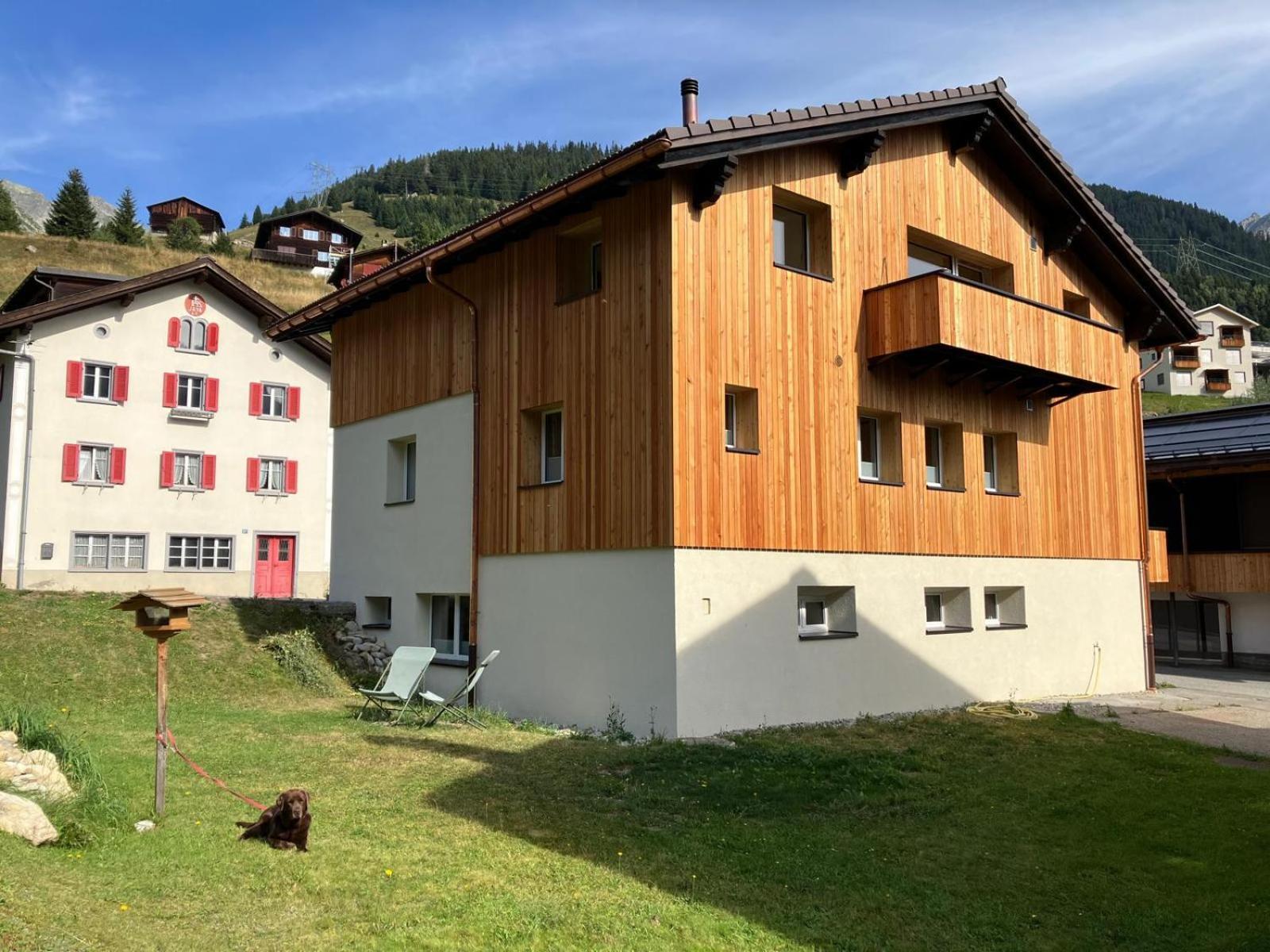 Yeti Lodge Sedrun Kültér fotó